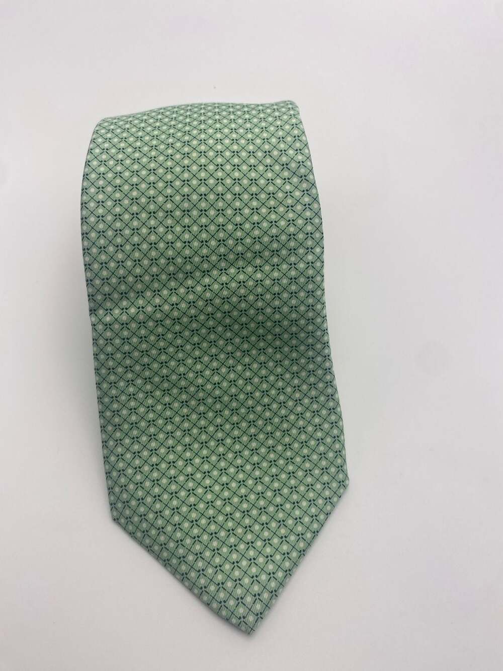 Vineyard Vines Silk Necktie Harwood Lloyd Custom Green Golf Motif